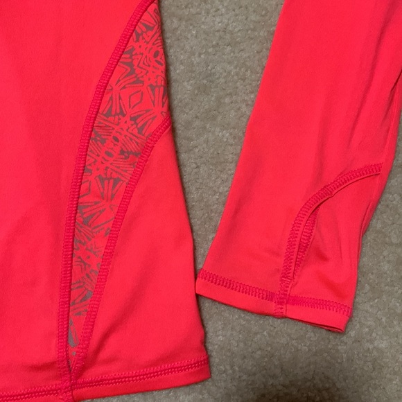 Athleta Long Sleeved Top - Picture 8 of 10